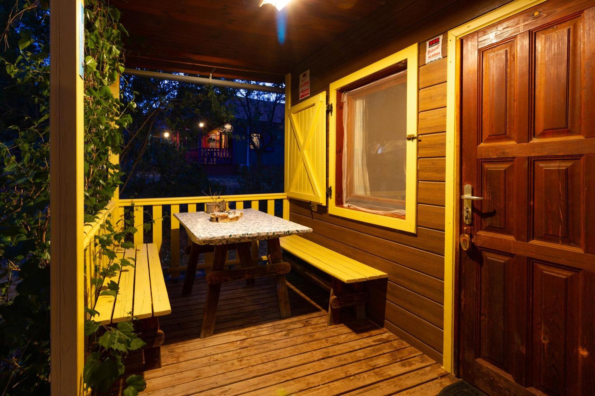 Las Casas De La Vega Enguidanos Ngoại thất bức ảnh