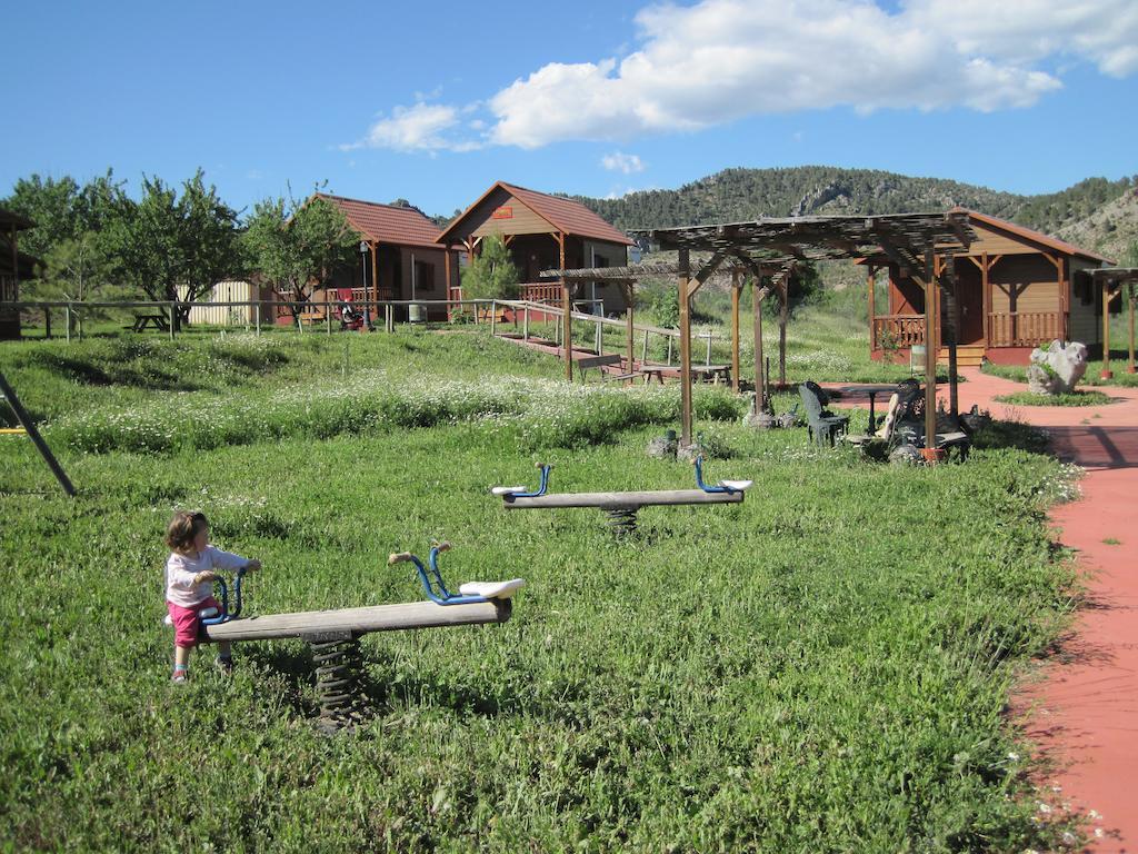 Las Casas De La Vega Enguidanos Ngoại thất bức ảnh